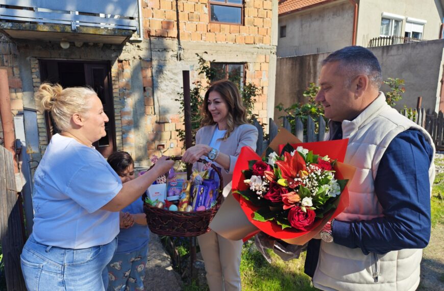 Председница Општине Вождовац посетила породицу Јелић у Пиносави
