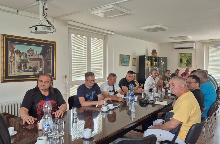 У Обреновцу одржан састанак о мерама за смањење загађења ваздуха