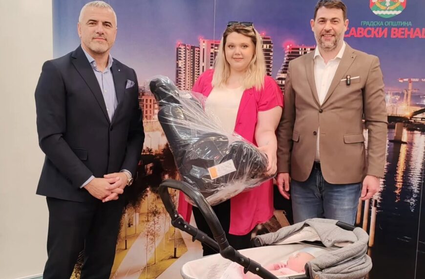 Подељена бесплатна ауто-седишта за најмлађе